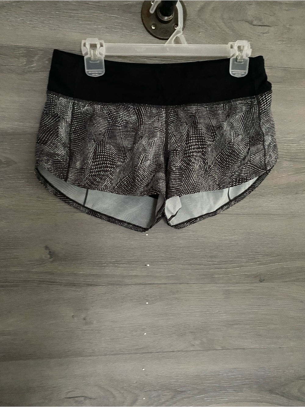 Lululemon Speed Up Short *2.5”